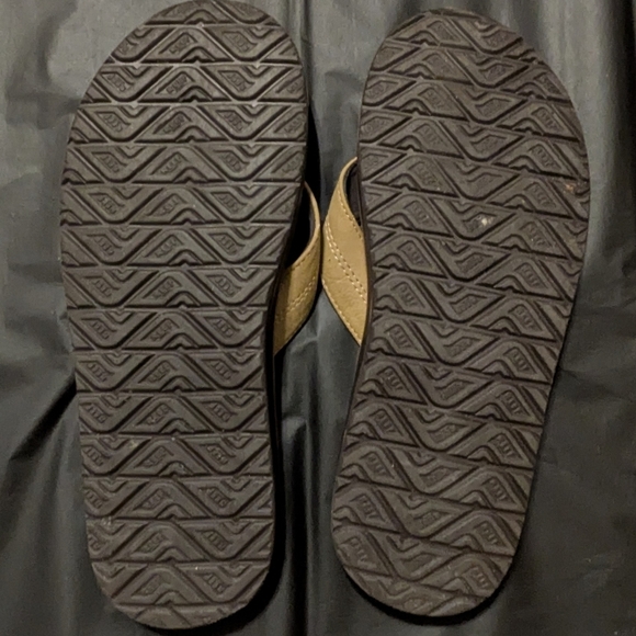 Reef Beige Sandals